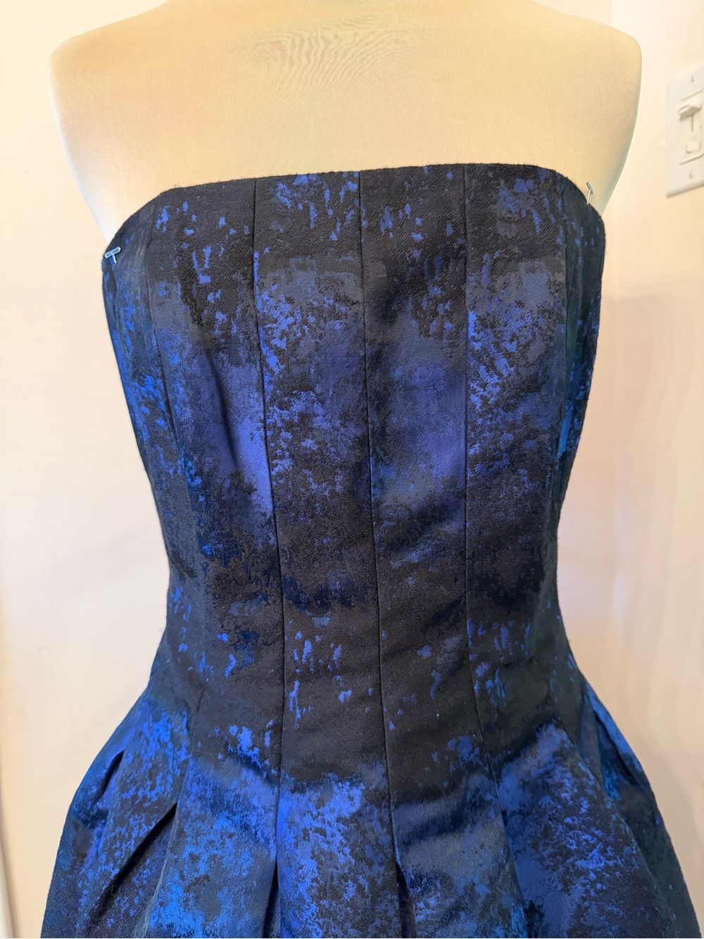 Homecoming H&M Strapless Blue Black Jacquard Cocktail Mini Bubble inspired 12 - Picture 5 of 15